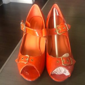 Misbehave patent leather wedges